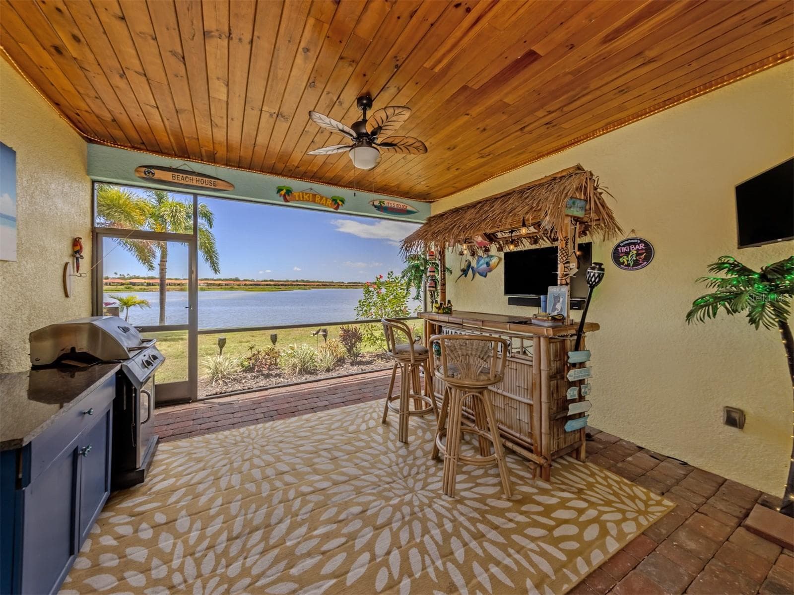 Single Family Residence at 155 TOSCAVILLA BLVD, NOKOMIS, photo 5 of 75