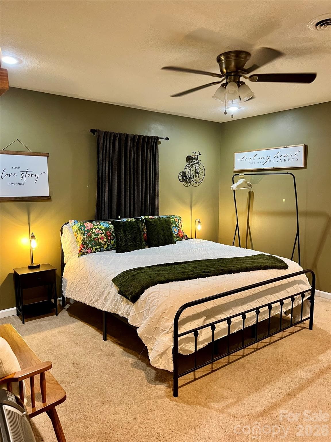 Basement Bedroom - 90 King Road, Weaverville