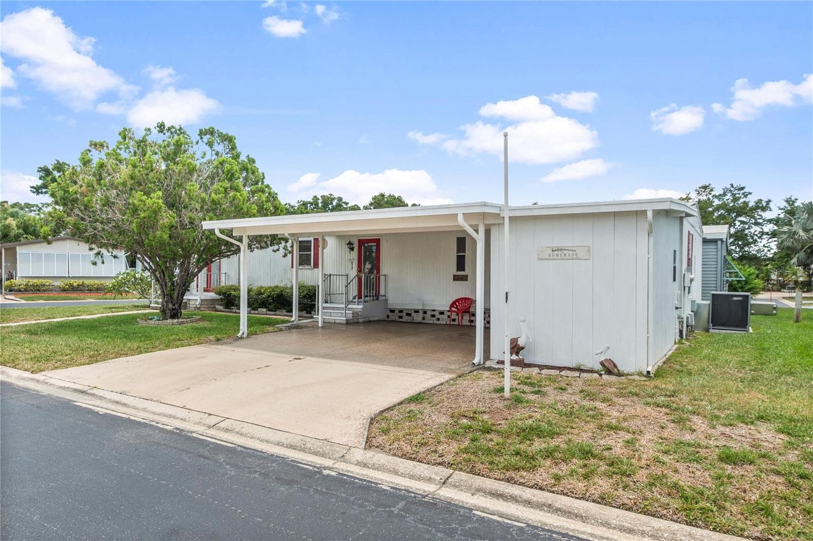 Manufactured Home at 12501 ULMERTON RD #217, LARGO, photo 3 of 34