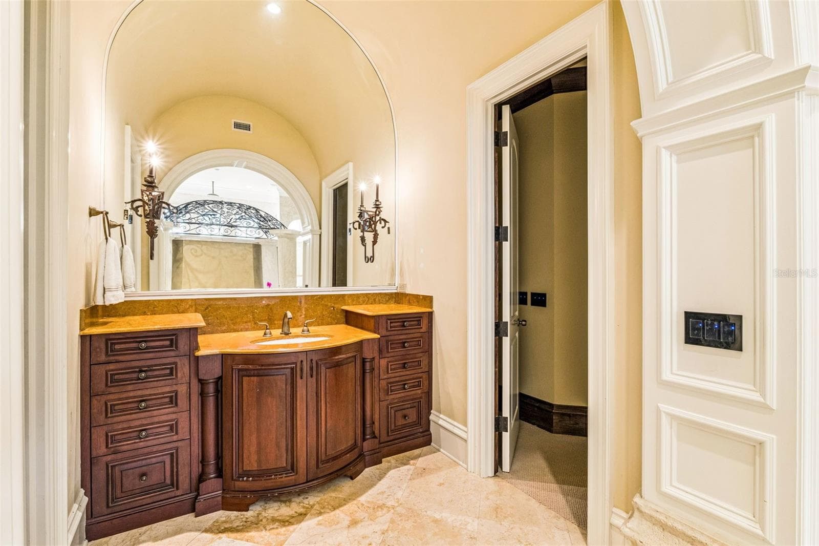 Primary Suite Bathroom with Separate Dual Sink Areas - 16619 AREZO CT, MONTVERDE