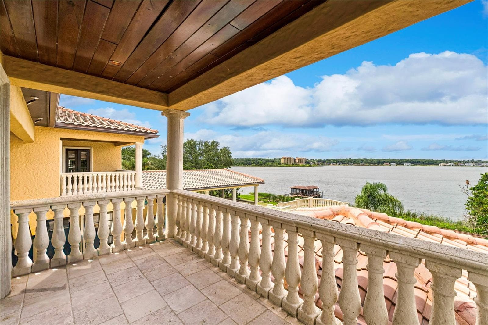 Upstairs Primary Suite 2 Balcony - 16619 AREZO CT, MONTVERDE