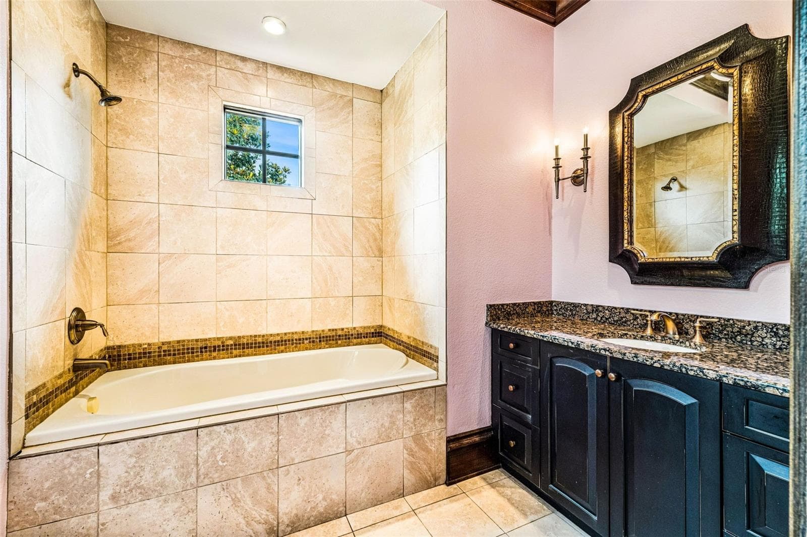 Bedroom Suite 4 Bathroom - 16619 AREZO CT, MONTVERDE