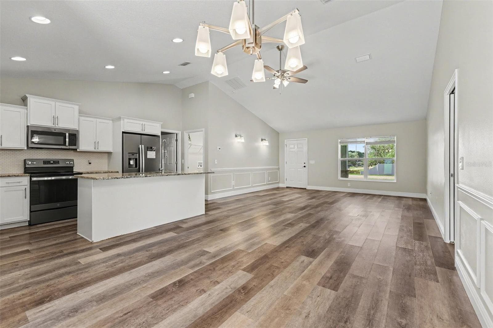 Single Family Residence at 6930 SW 109TH LN, OCALA, photo 5 of 19