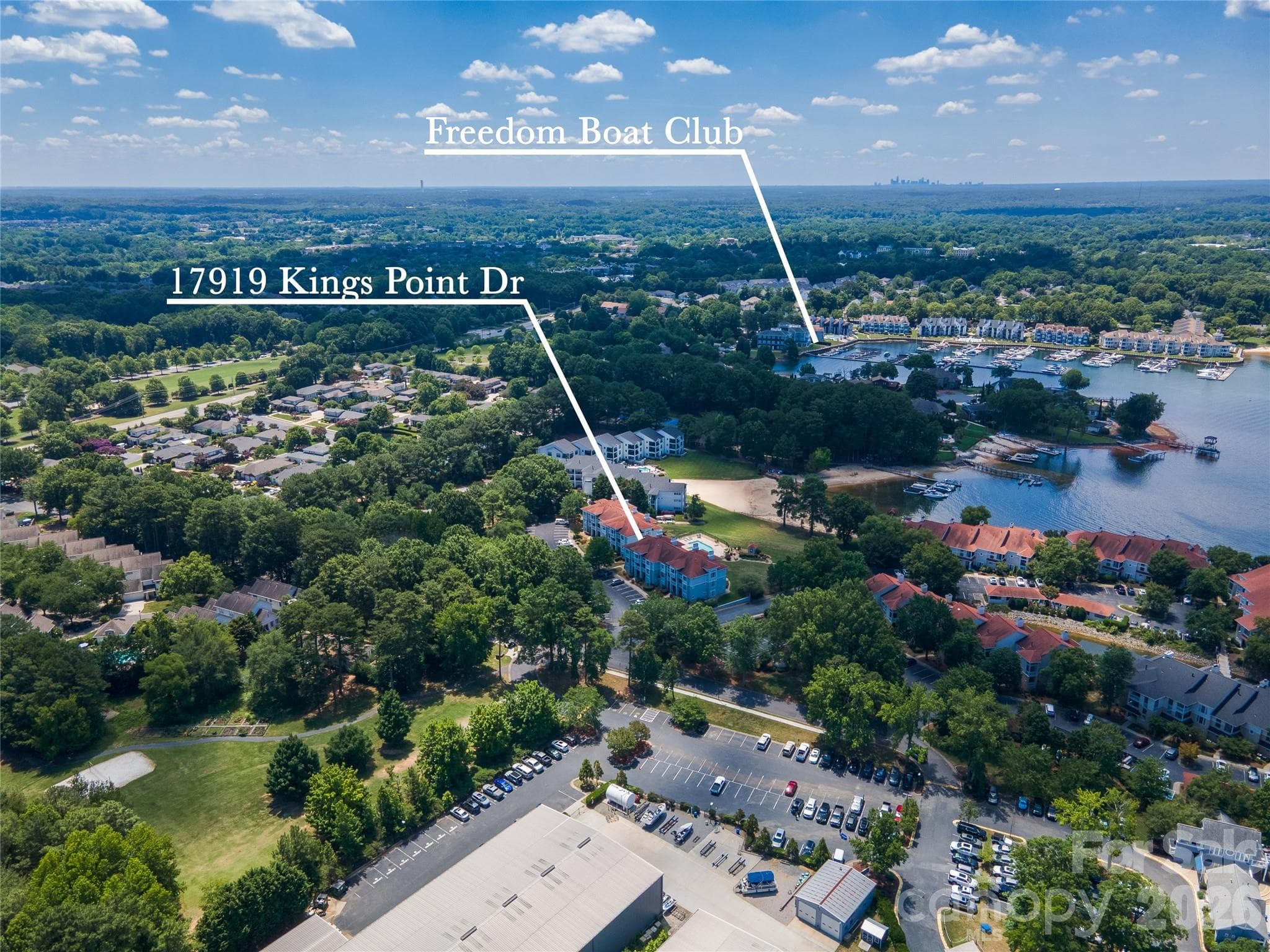 Condominium at 17919 Kings Point Drive, Cornelius, photo 36 of 39