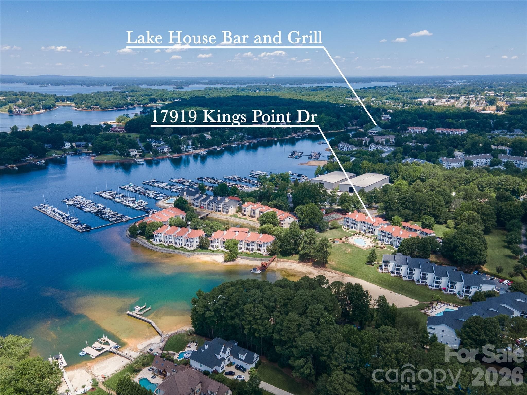 Condominium at 17919 Kings Point Drive, Cornelius, photo 39 of 39