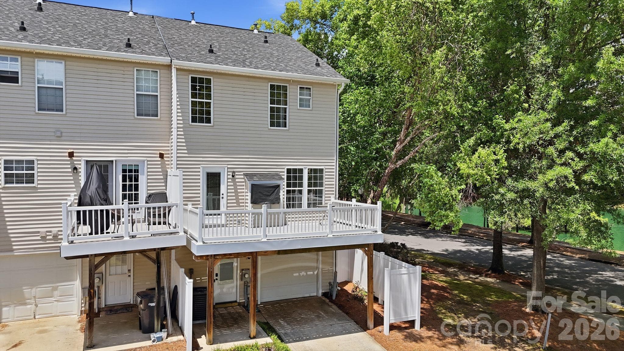Townhouse at Charlotte, photo 28 of 33