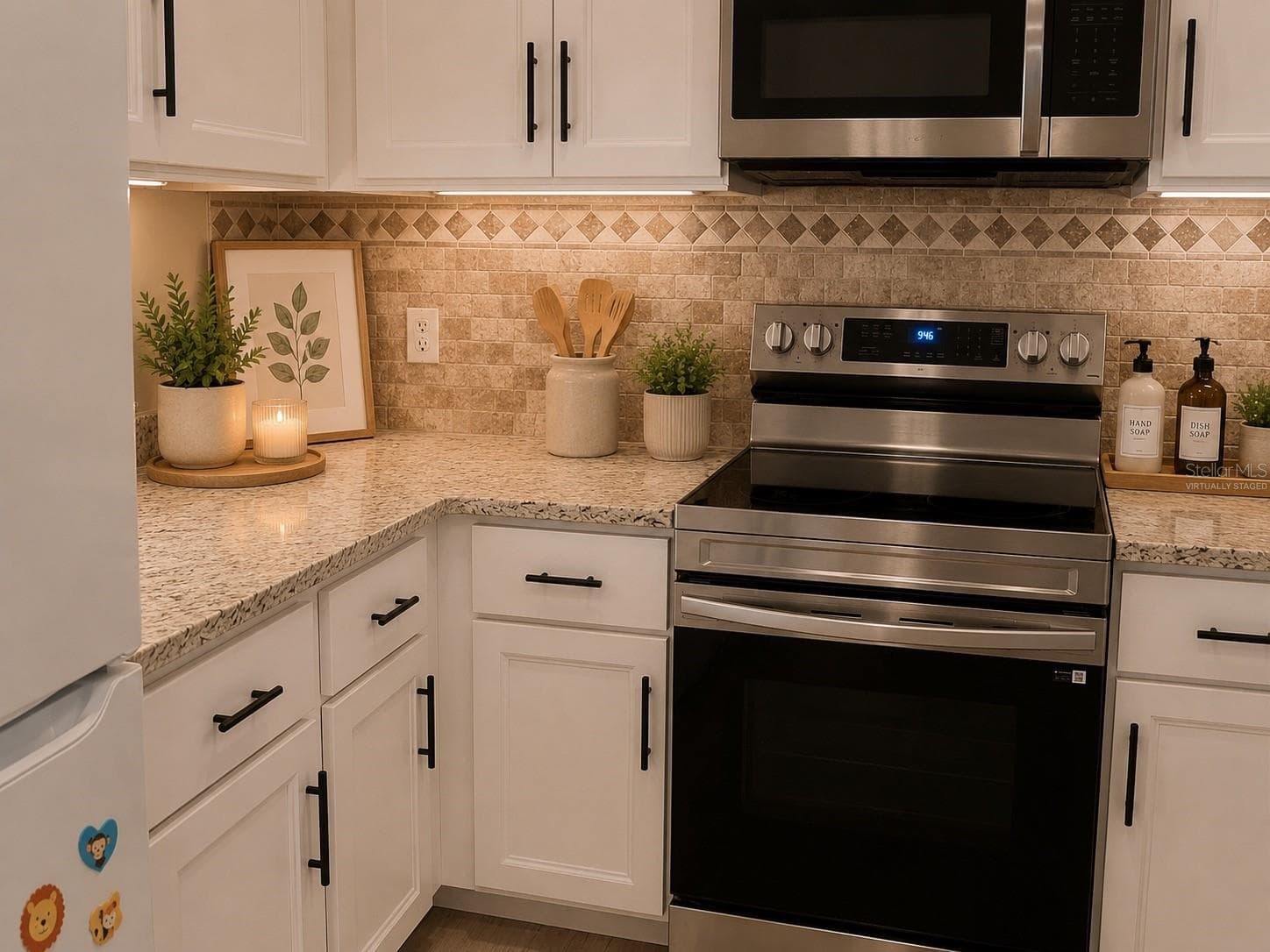 virtually staged - 2763 WOODGATE LN #211, SARASOTA