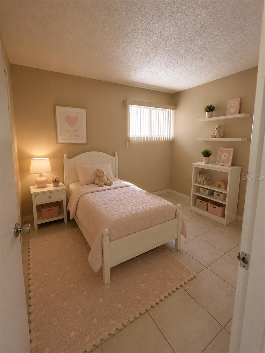 virtually staged - 2763 WOODGATE LN #211, SARASOTA
