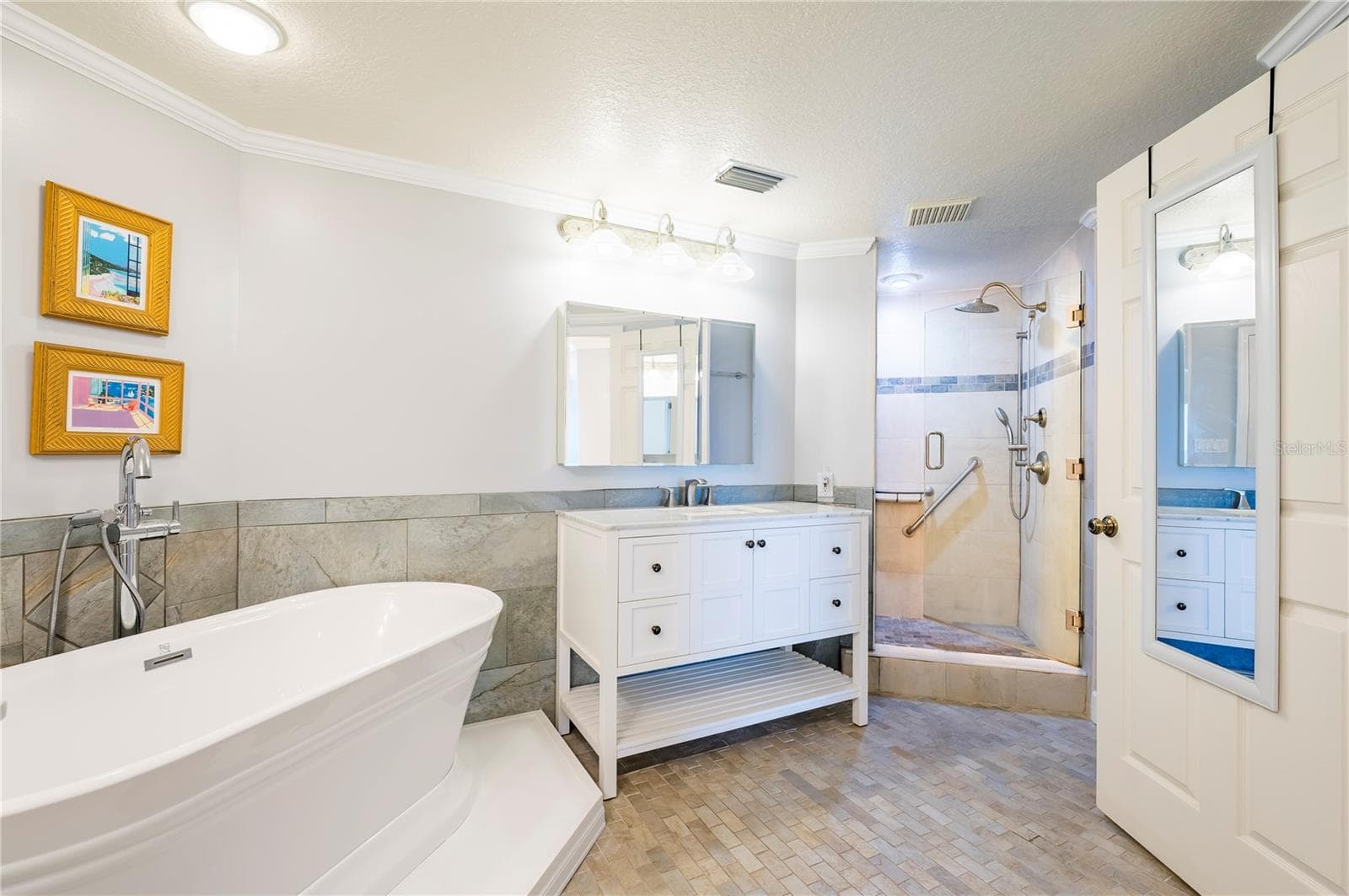Primary bathroom - 16750 GULF BLVD #311, NORTH REDINGTON BEACH
