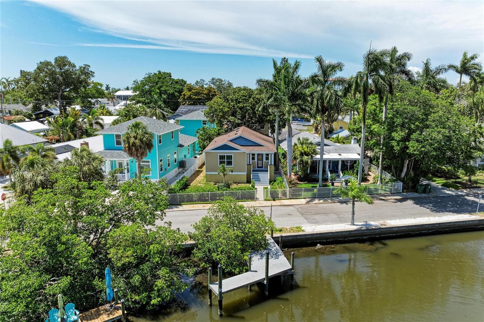 Single Family Residence at 632 VIRGINIA DR, BRADENTON, photo 6 of 57