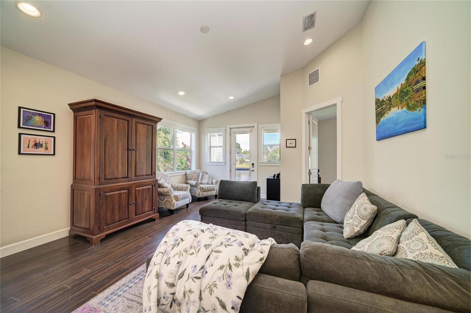 Single Family Residence at 632 VIRGINIA DR, BRADENTON, photo 12 of 57