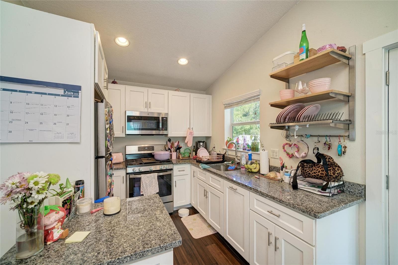 Single Family Residence at 632 VIRGINIA DR, BRADENTON, photo 42 of 57