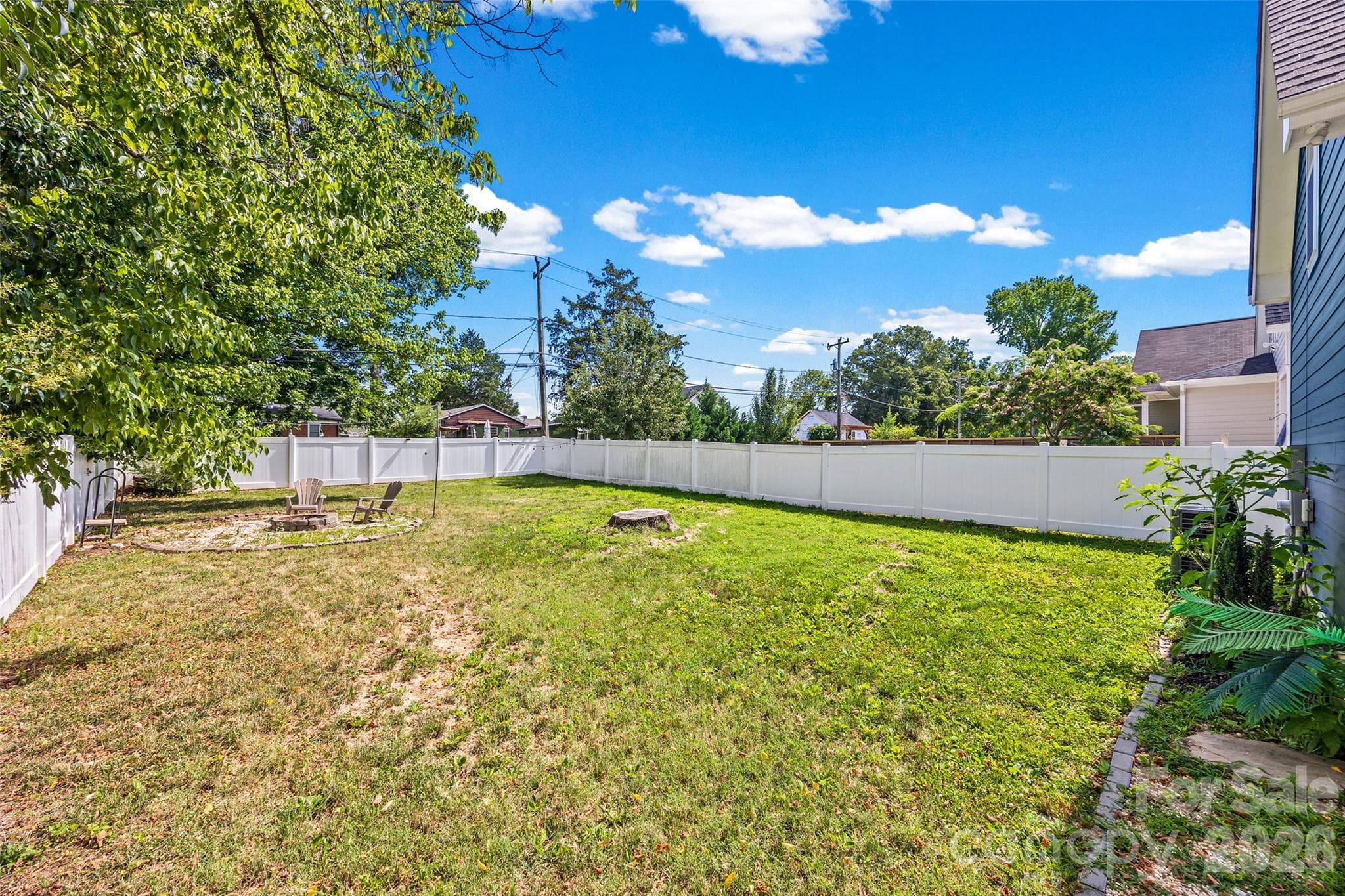 Single Family Residence at Charlotte, photo 30 of 42