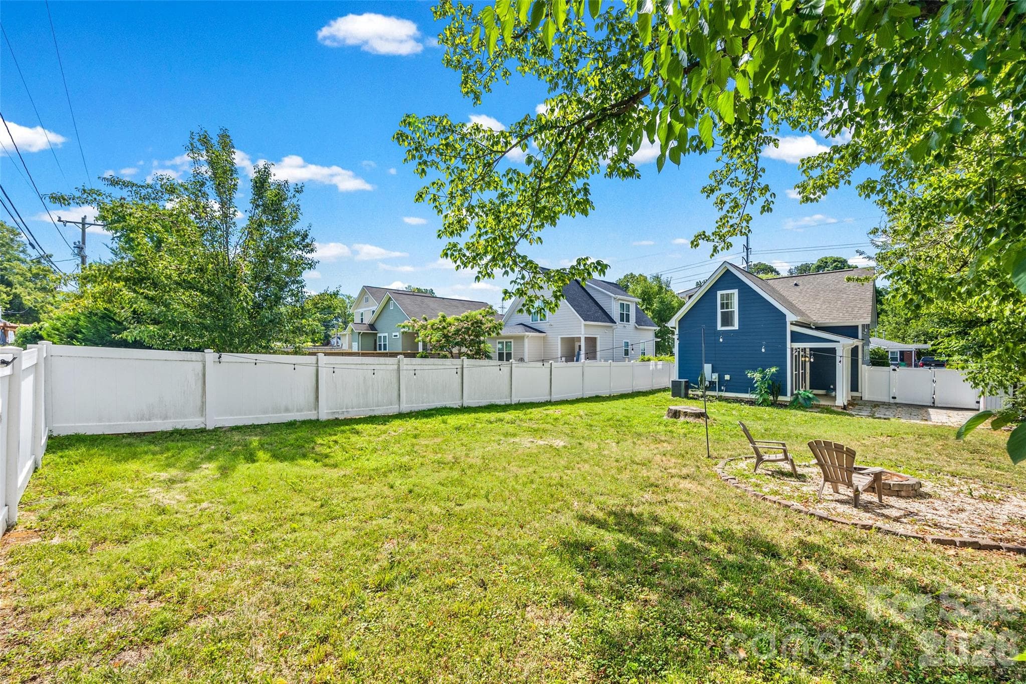 Single Family Residence at Charlotte, photo 32 of 42