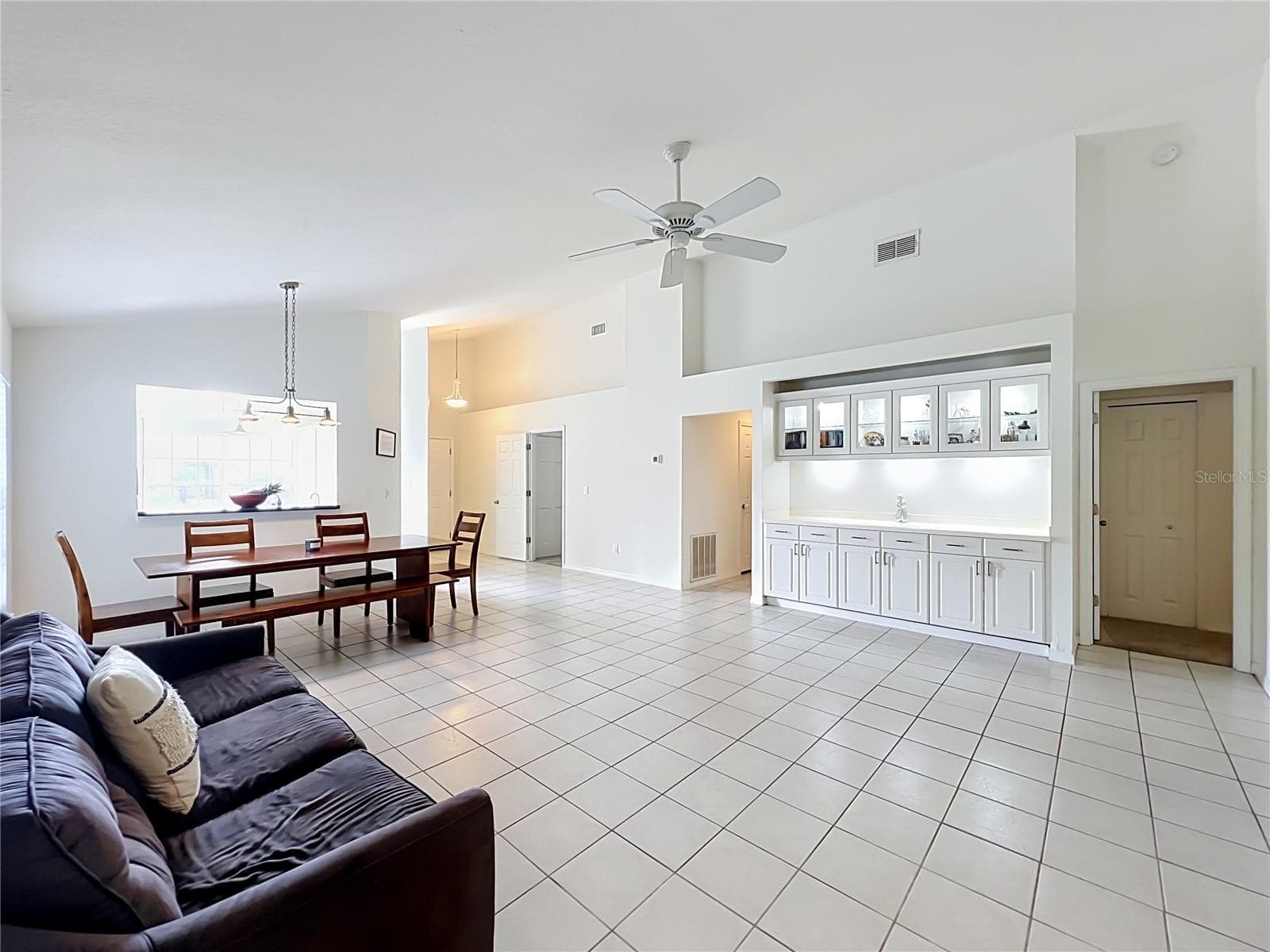 Single Family Residence at 554 WHITTINGHAM PL, LAKE MARY, photo 12 of 41