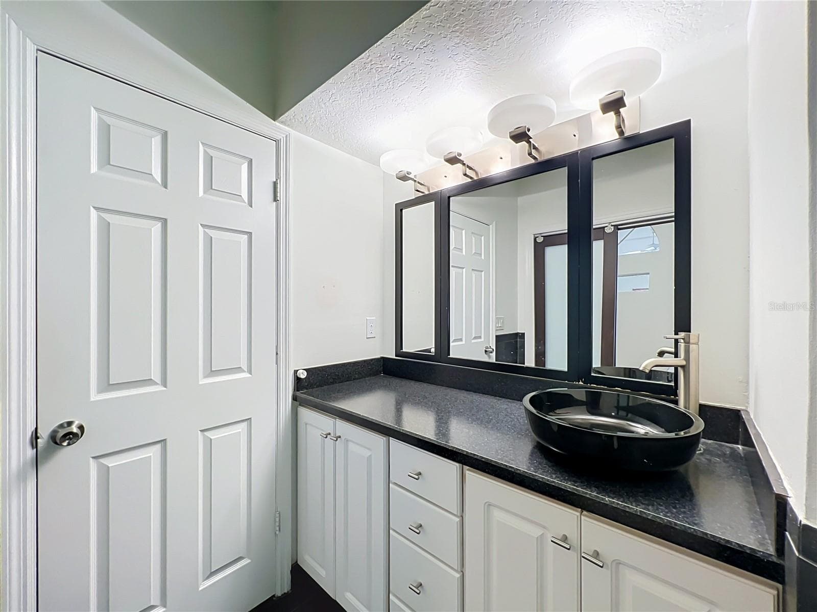 Single Family Residence at 554 WHITTINGHAM PL, LAKE MARY, photo 17 of 41