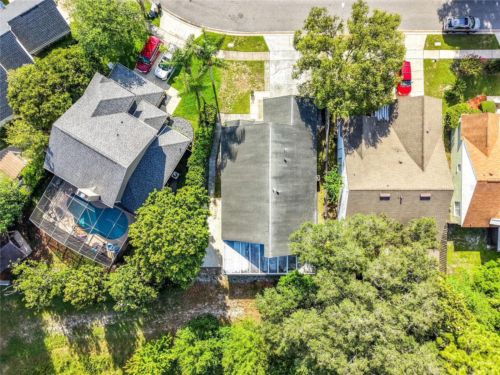 Secluded backyard ideal for hosting guests or enjoying some quiet downtime. - 554 WHITTINGHAM PL, LAKE MARY