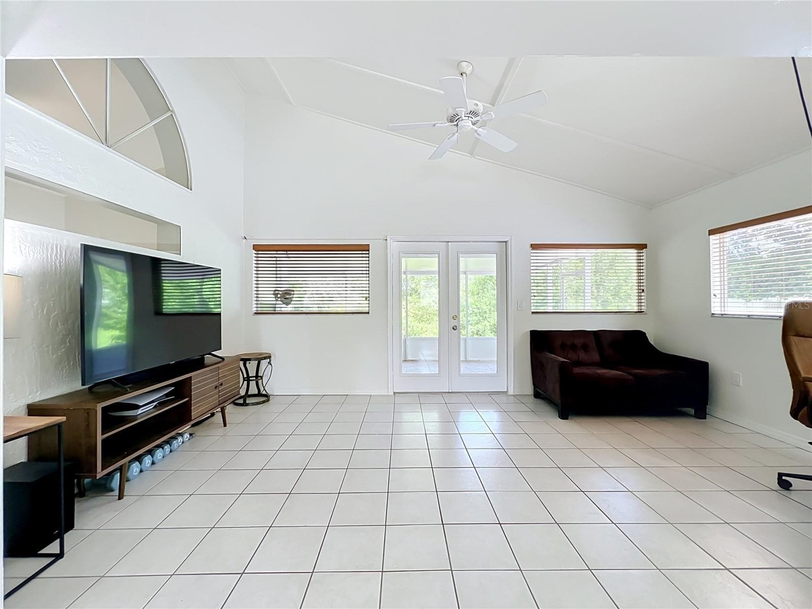 Florida Room 2 - 554 WHITTINGHAM PL, LAKE MARY