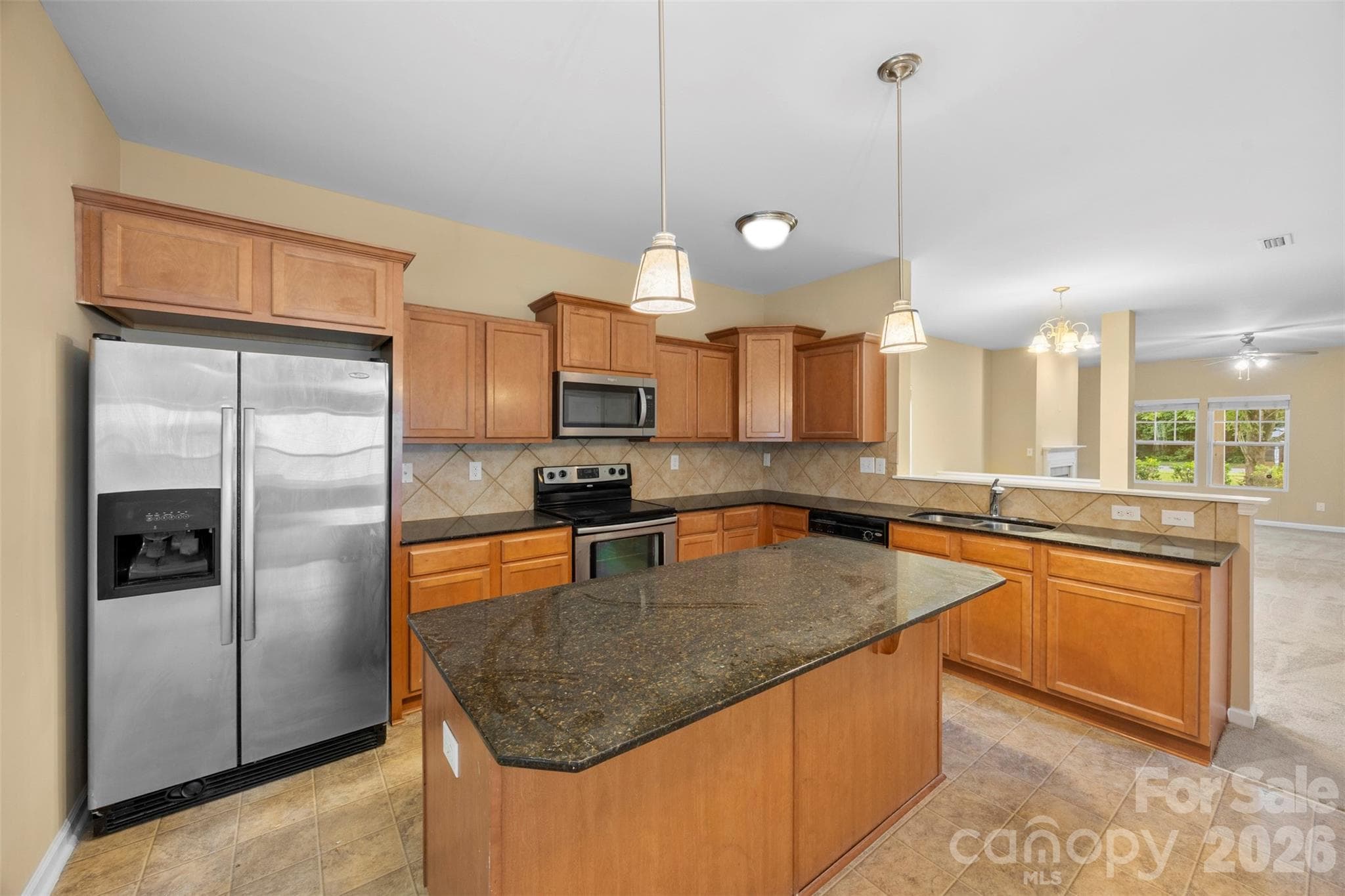 Single Family Residence at 1831 Yaupon Road, Charlotte, photo 6 of 39