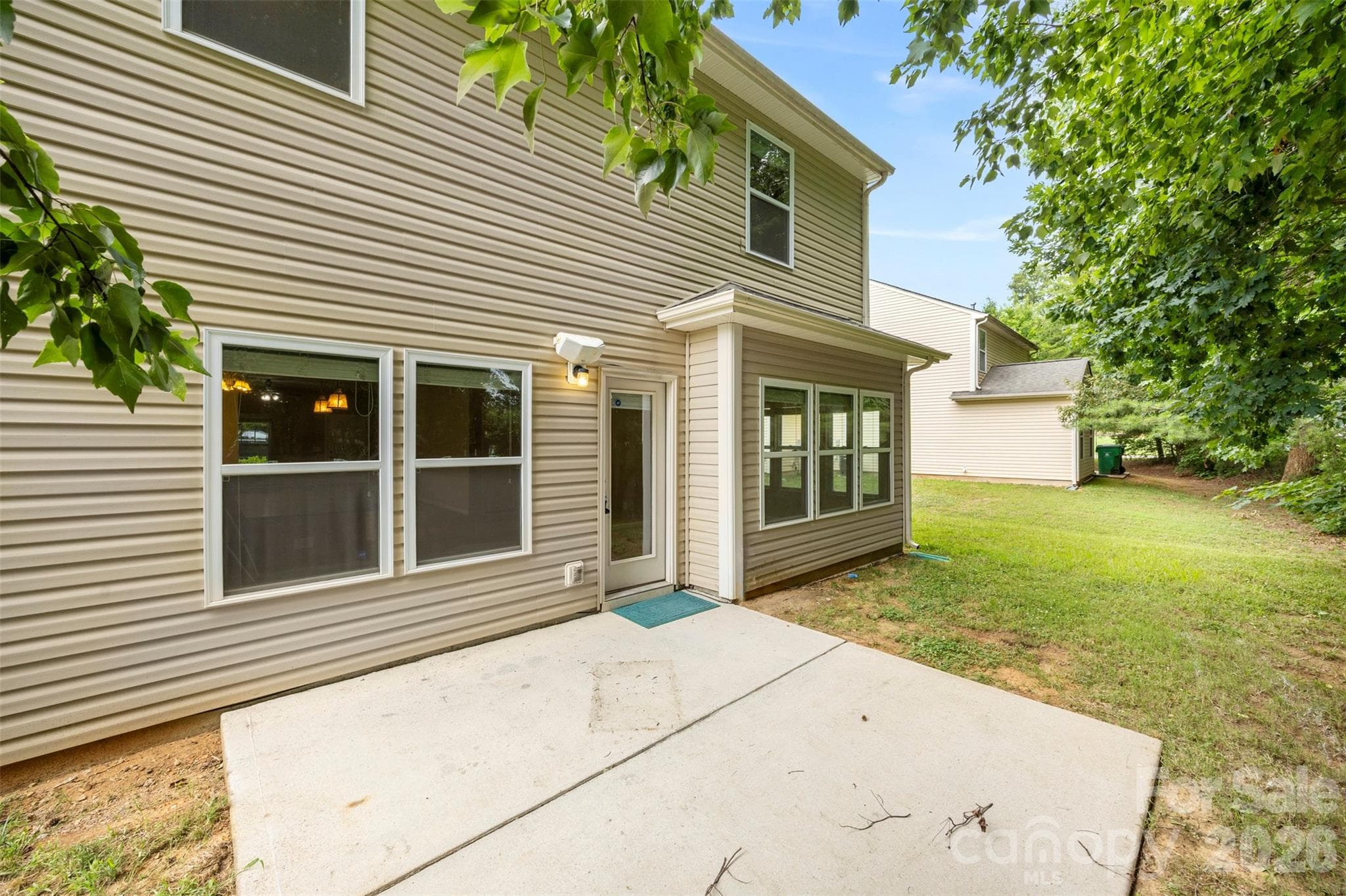 Single Family Residence at 1831 Yaupon Road, Charlotte, photo 36 of 39