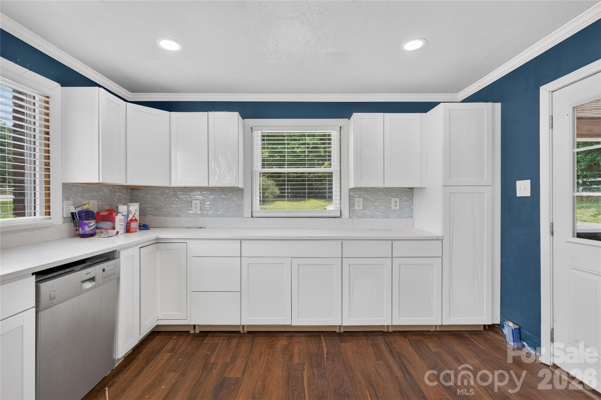 Single Family Residence at Statesville, photo 4 of 33