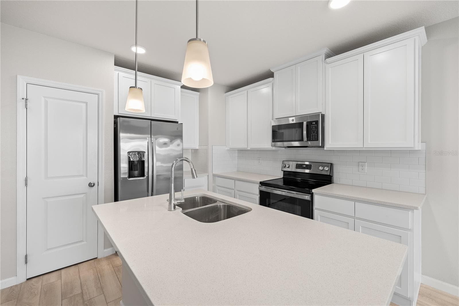 Kitchen - 14856 HARVEST ST, ORLANDO