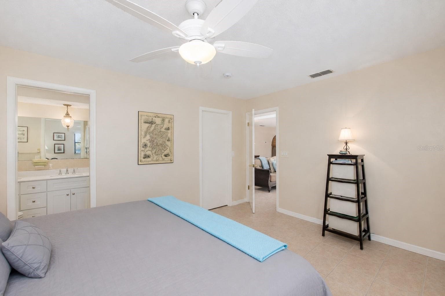 Primary bedroom one, with en-suite. - 13525 CLAUDIA DR, HUDSON