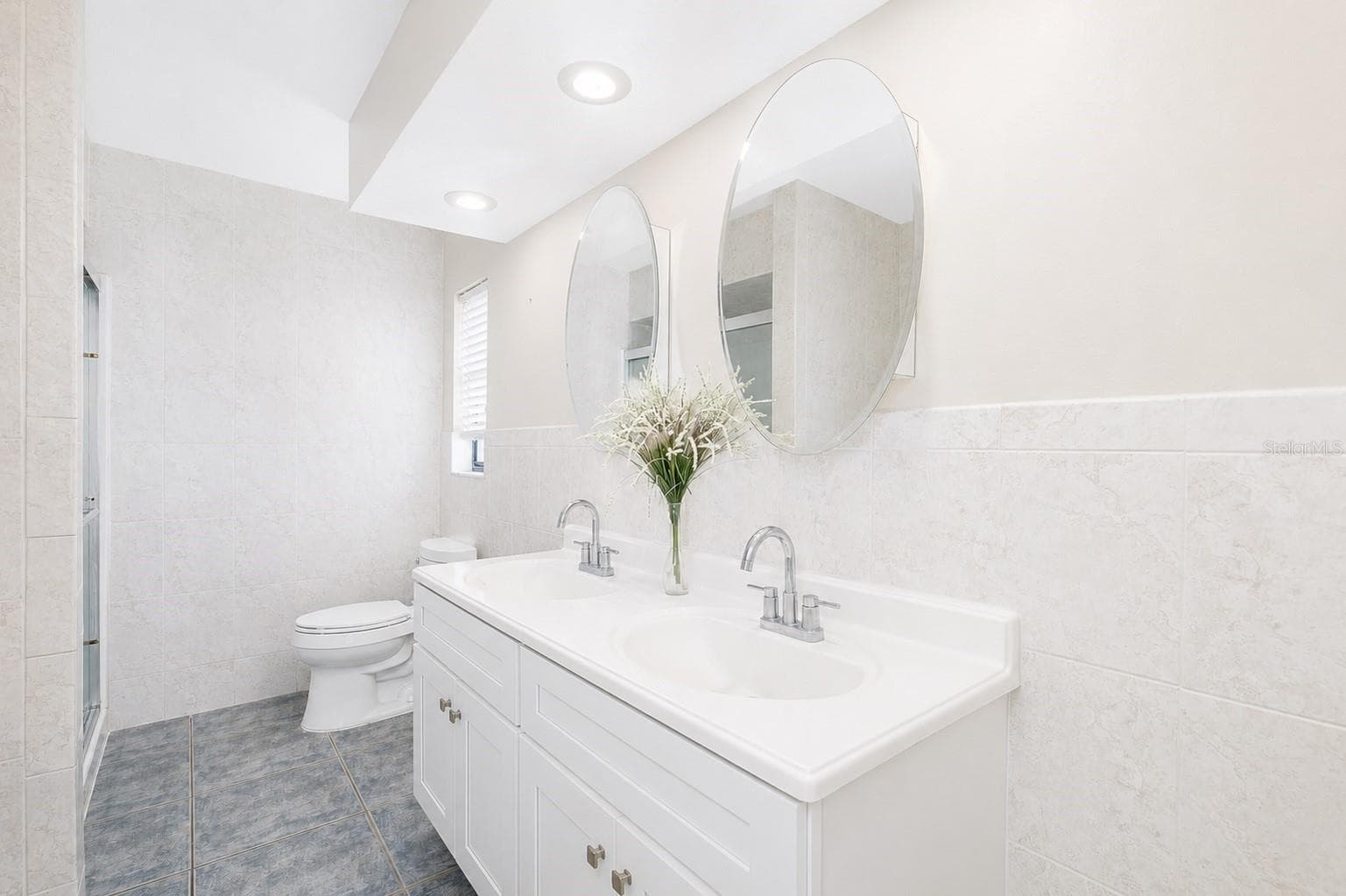 Primary bedroom two, with en-suite. - 13525 CLAUDIA DR, HUDSON