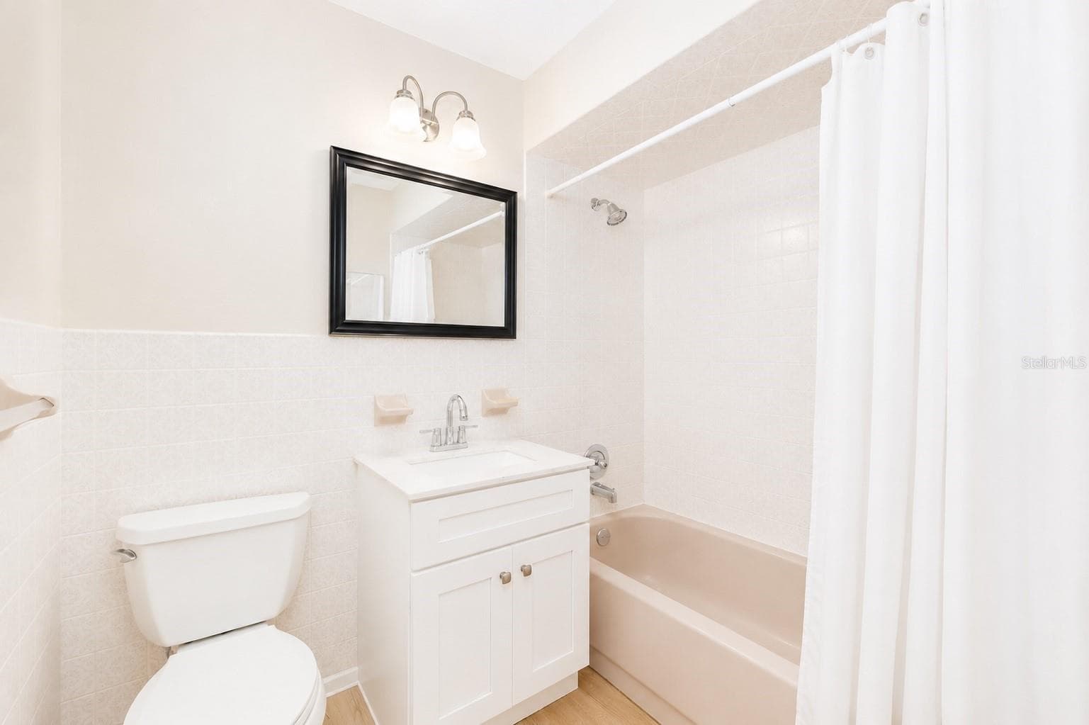 Guest bathroom. - 13525 CLAUDIA DR, HUDSON