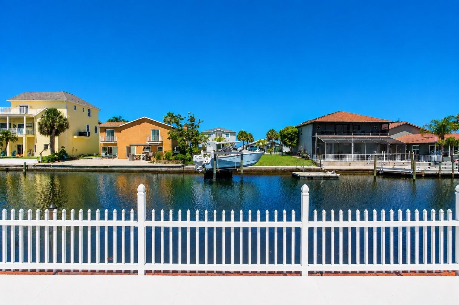 Waterfront pool. - 13525 CLAUDIA DR, HUDSON