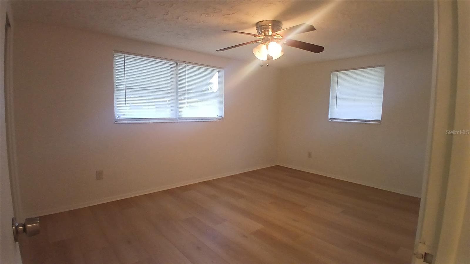 Single Family Residence at 2109 SHANNON DR, HOLIDAY, photo 17 of 29