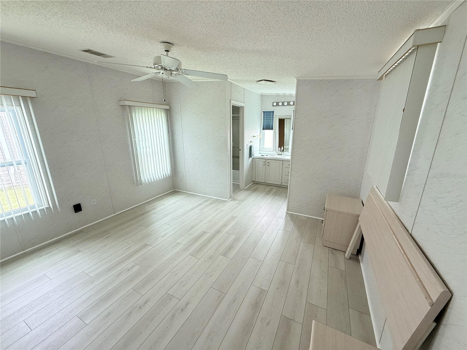 Manufactured Home at 8925 SOUTHSHORE CT, POLK CITY, photo 30 of 88