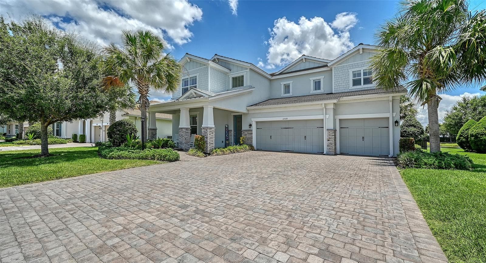 Welcome Home! - 12318 BLUE HILL TRL, BRADENTON