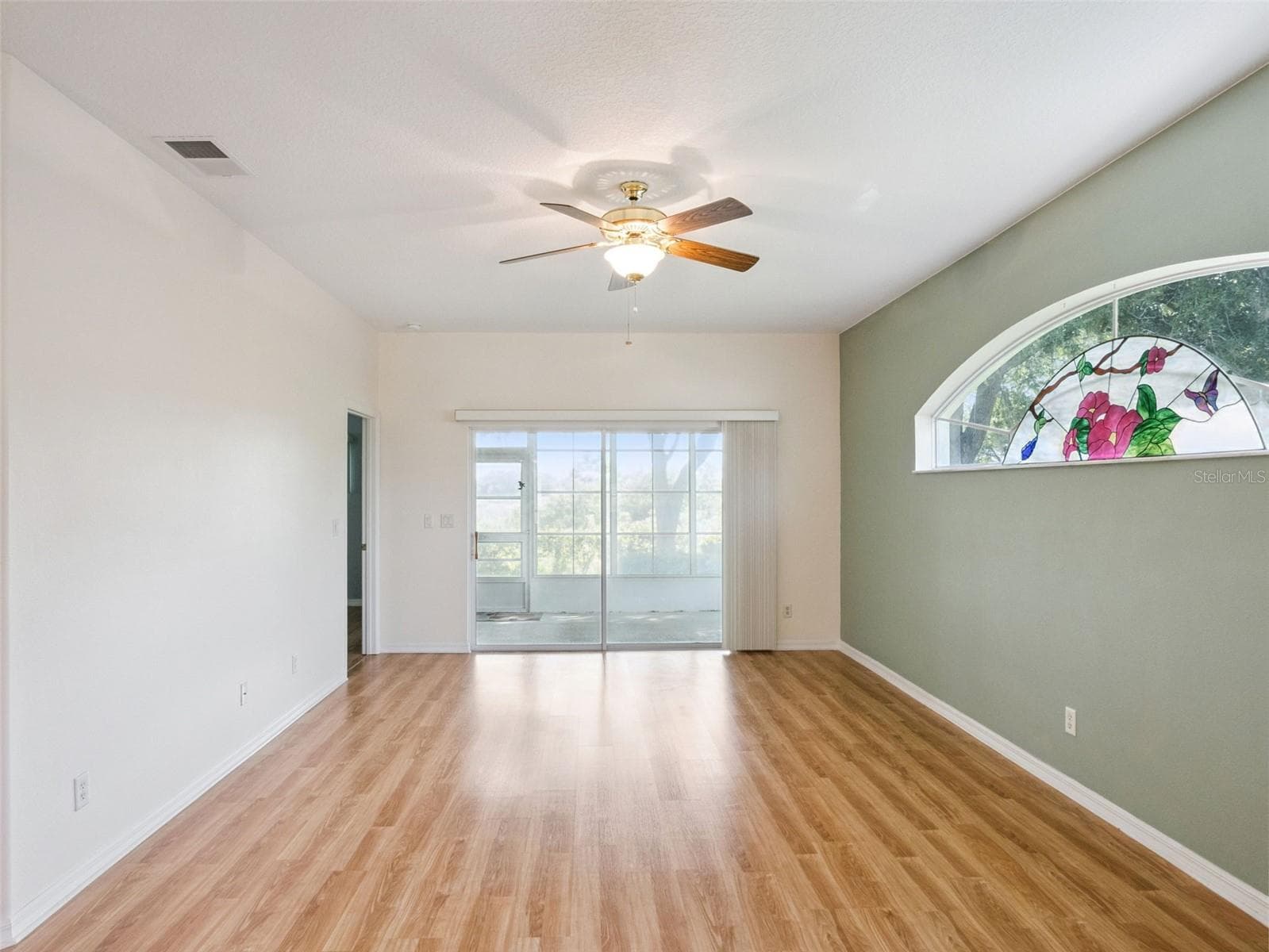 Living Room - 4519 INVERNESS DR, LEESBURG
