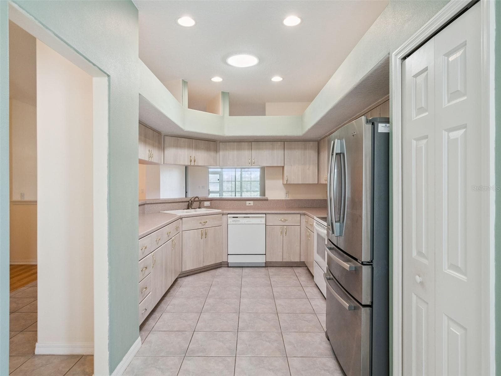Kitchen - 4519 INVERNESS DR, LEESBURG
