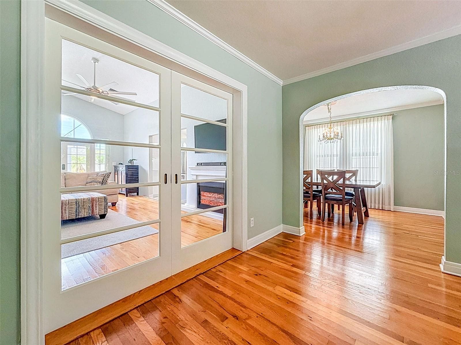 Single Family Residence at 182 29TH AVE N, ST PETERSBURG, photo 21 of 97