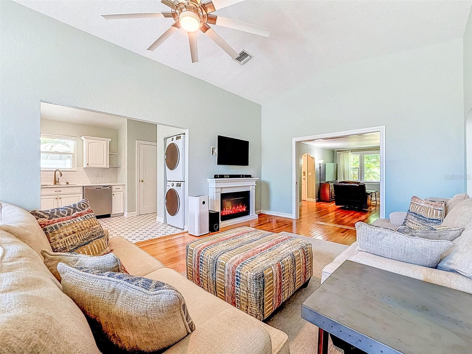 Single Family Residence at 182 29TH AVE N, ST PETERSBURG, photo 27 of 97