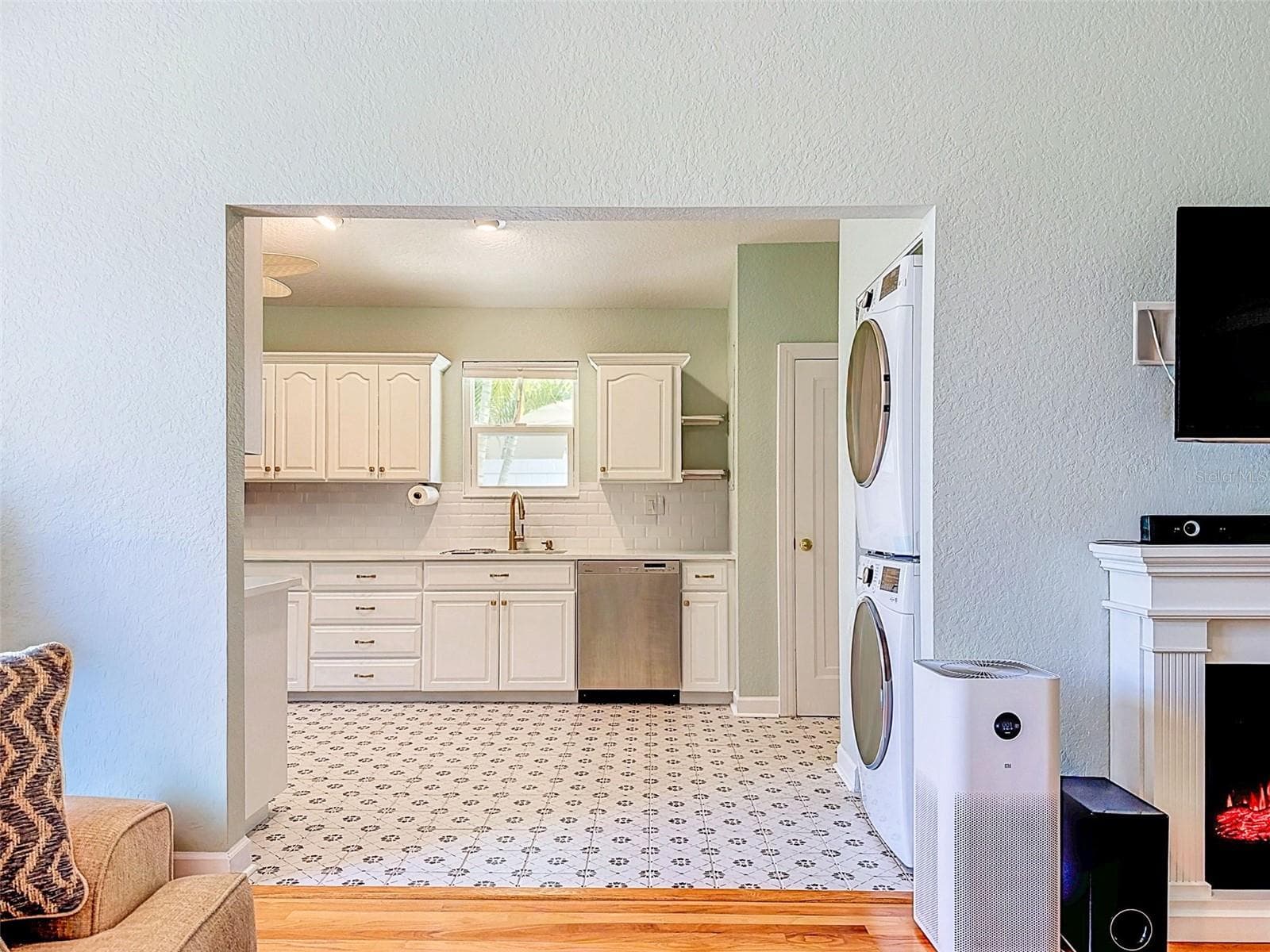 Single Family Residence at 182 29TH AVE N, ST PETERSBURG, photo 30 of 97