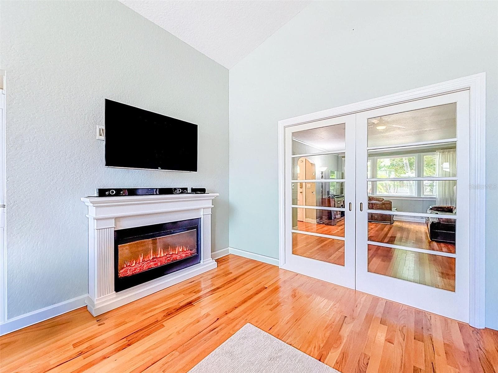 Single Family Residence at 182 29TH AVE N, ST PETERSBURG, photo 31 of 97