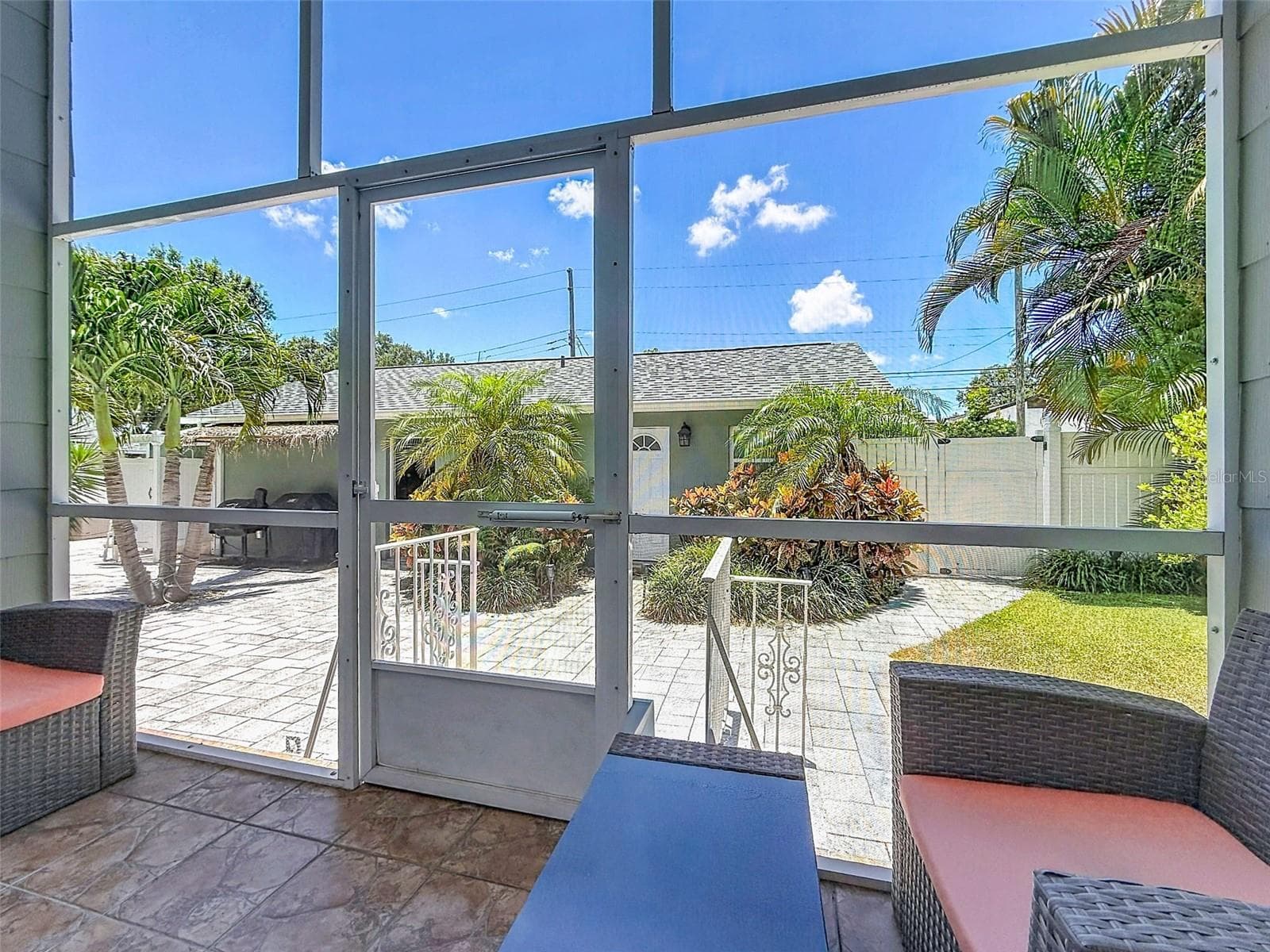 Screened Back Patio - 182 29TH AVE N, ST PETERSBURG