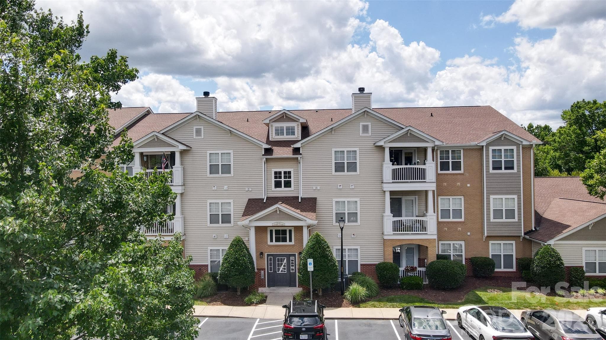 Front of Building - Charlotte