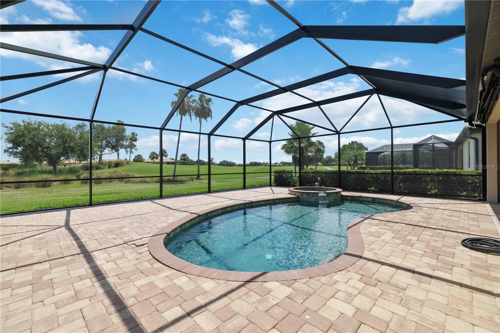 Single Family Residence at 6907 QUIET CREEK DR, BRADENTON, photo 3 of 53