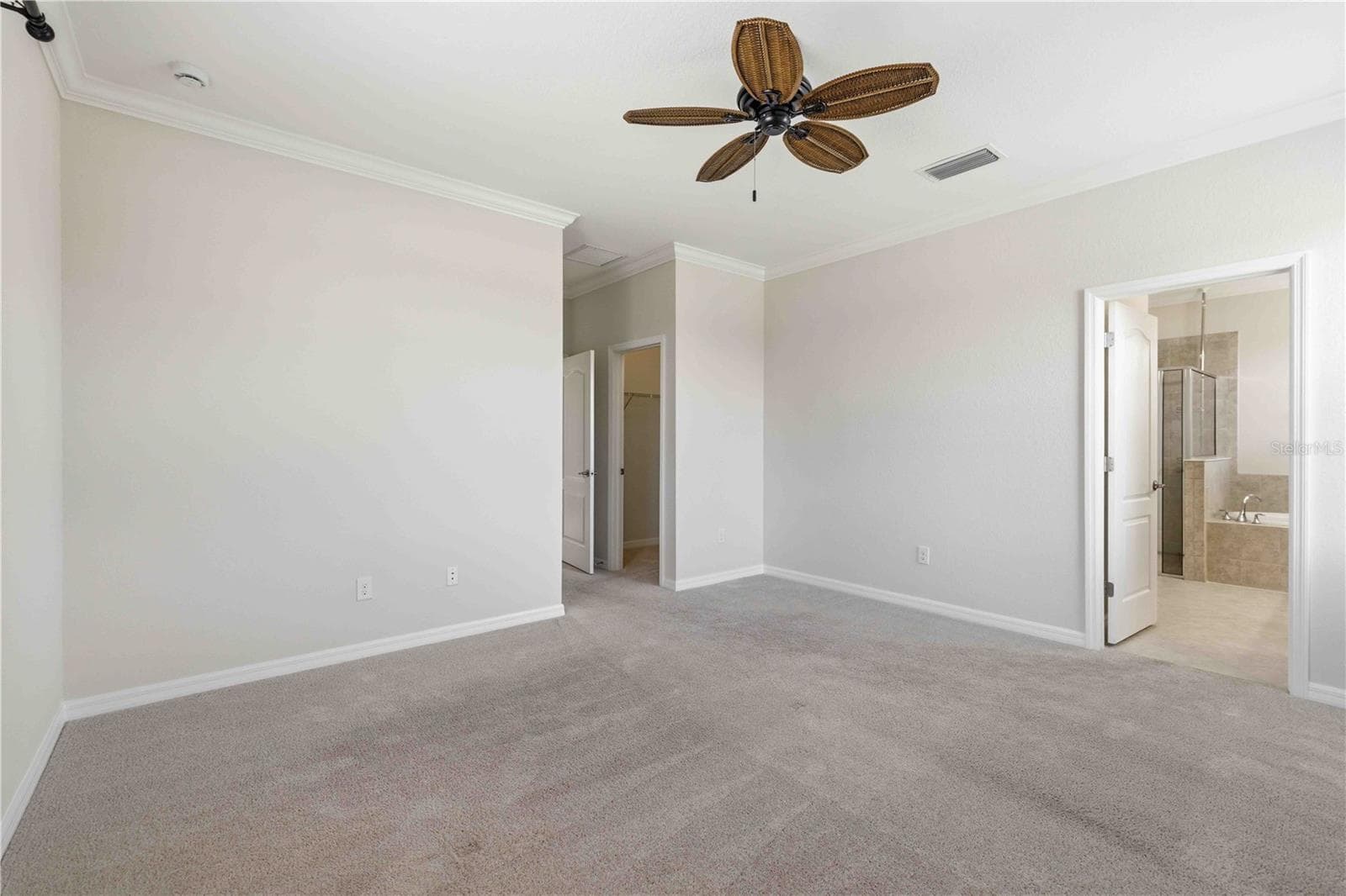 Single Family Residence at 6907 QUIET CREEK DR, BRADENTON, photo 18 of 53