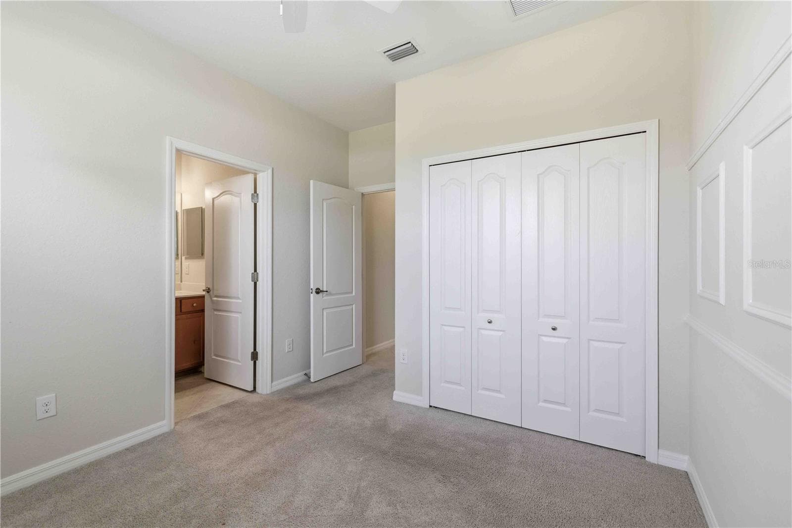 Single Family Residence at 6907 QUIET CREEK DR, BRADENTON, photo 28 of 53