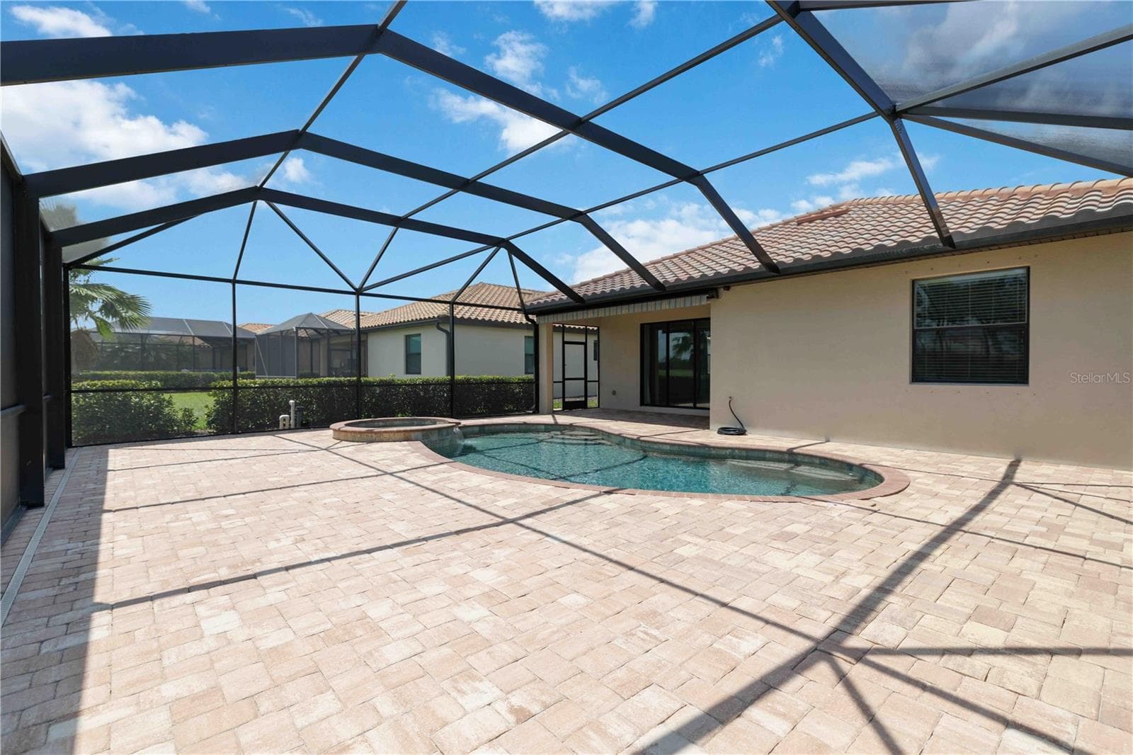 Single Family Residence at 6907 QUIET CREEK DR, BRADENTON, photo 38 of 53