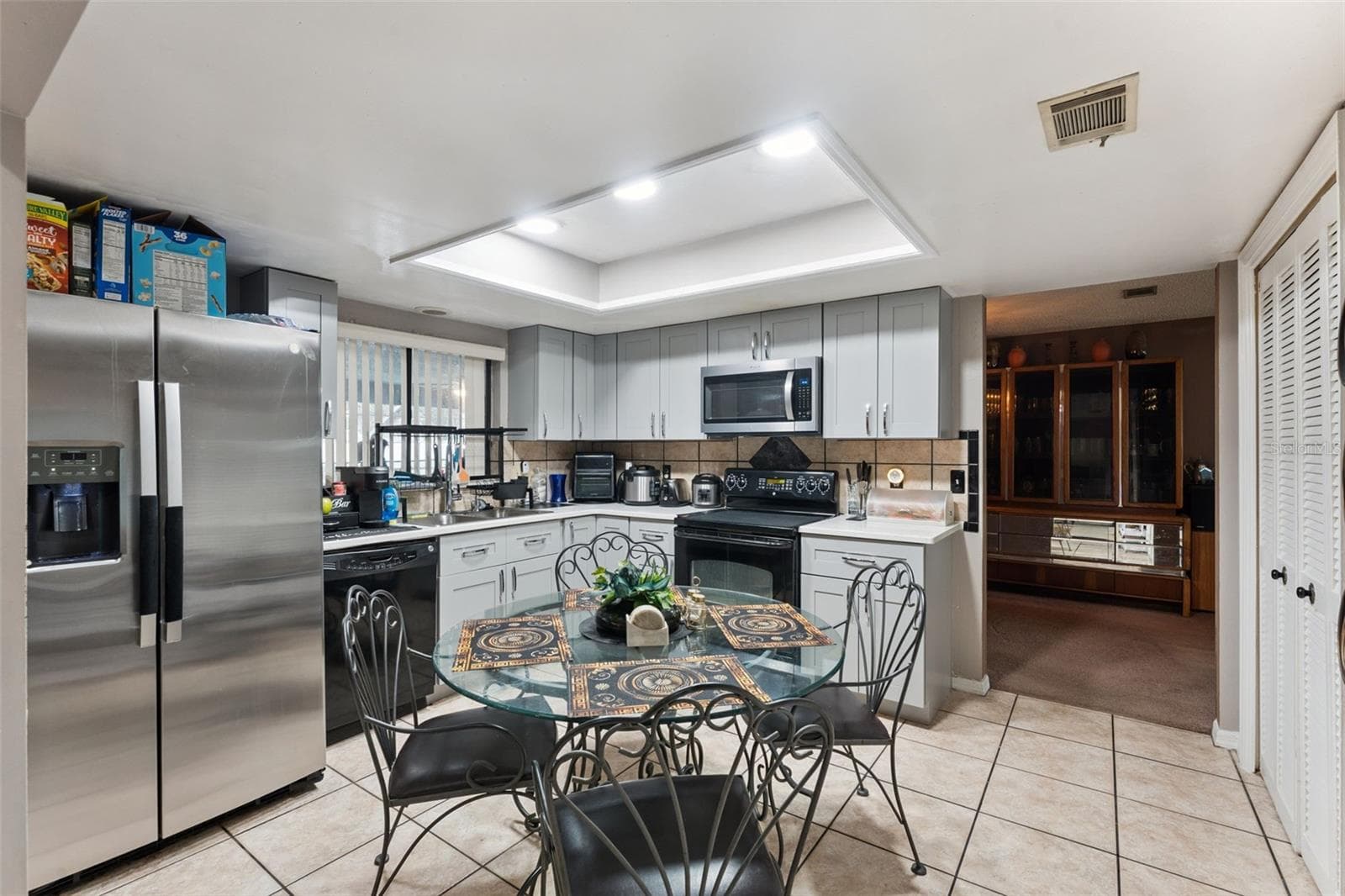 Single Family Residence at 4902 BRIAR OAKS CIR, ORLANDO, photo 17 of 40