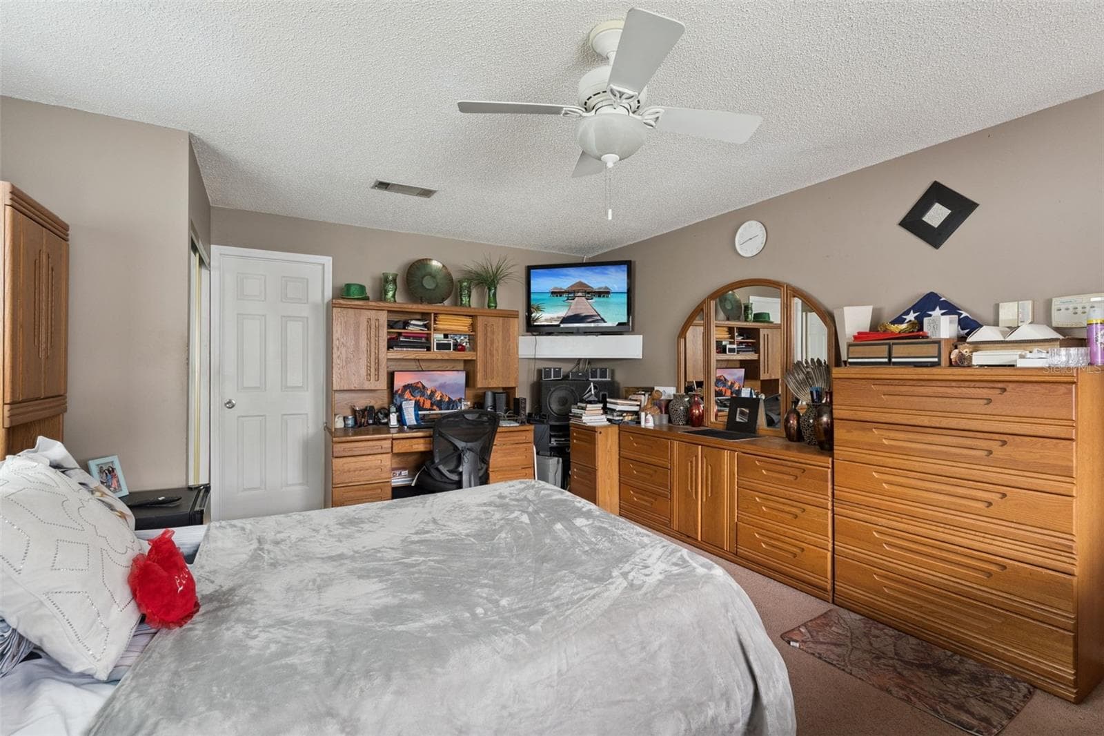 Single Family Residence at 4902 BRIAR OAKS CIR, ORLANDO, photo 18 of 40