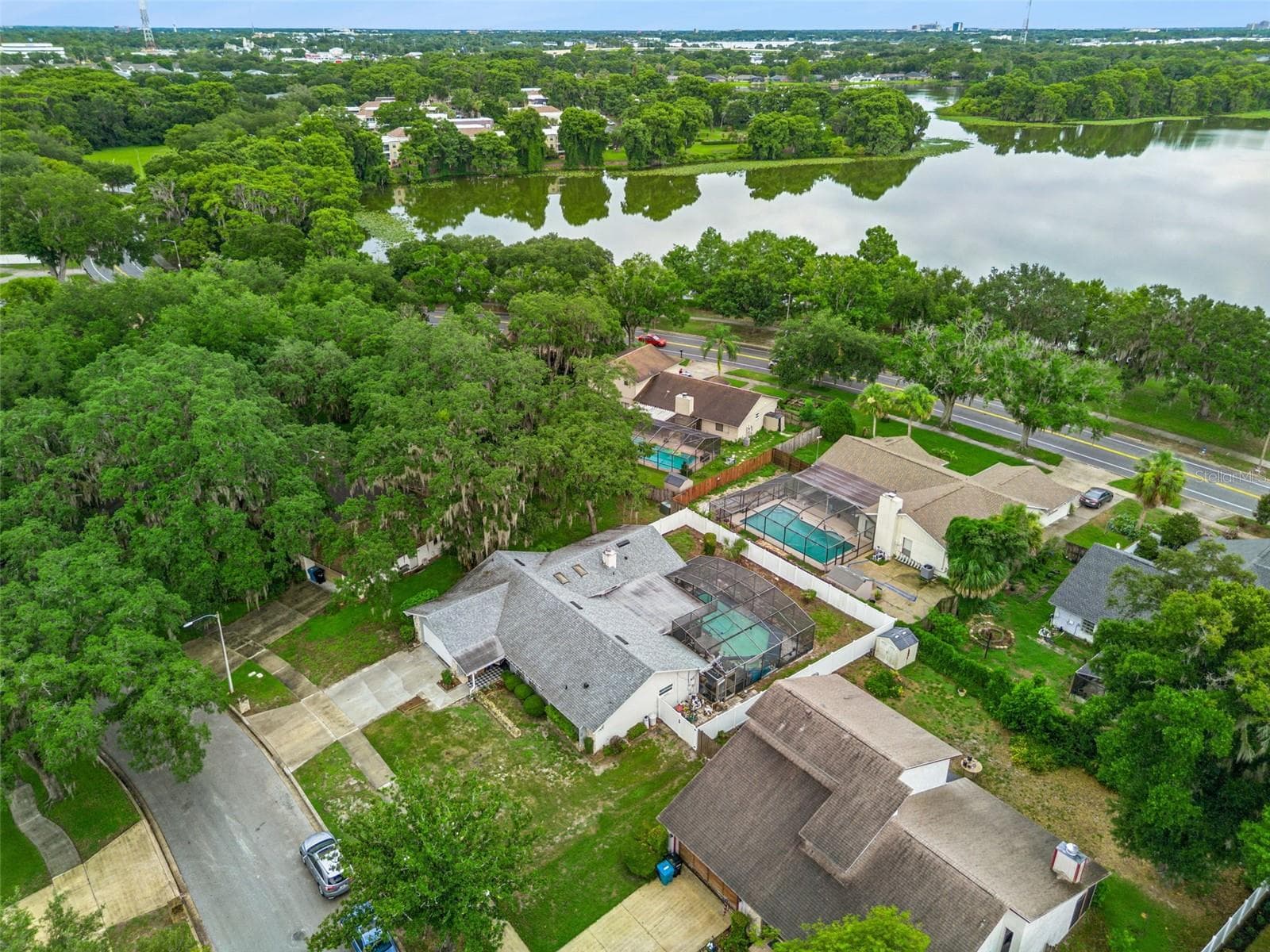 Single Family Residence at 4902 BRIAR OAKS CIR, ORLANDO, photo 31 of 40