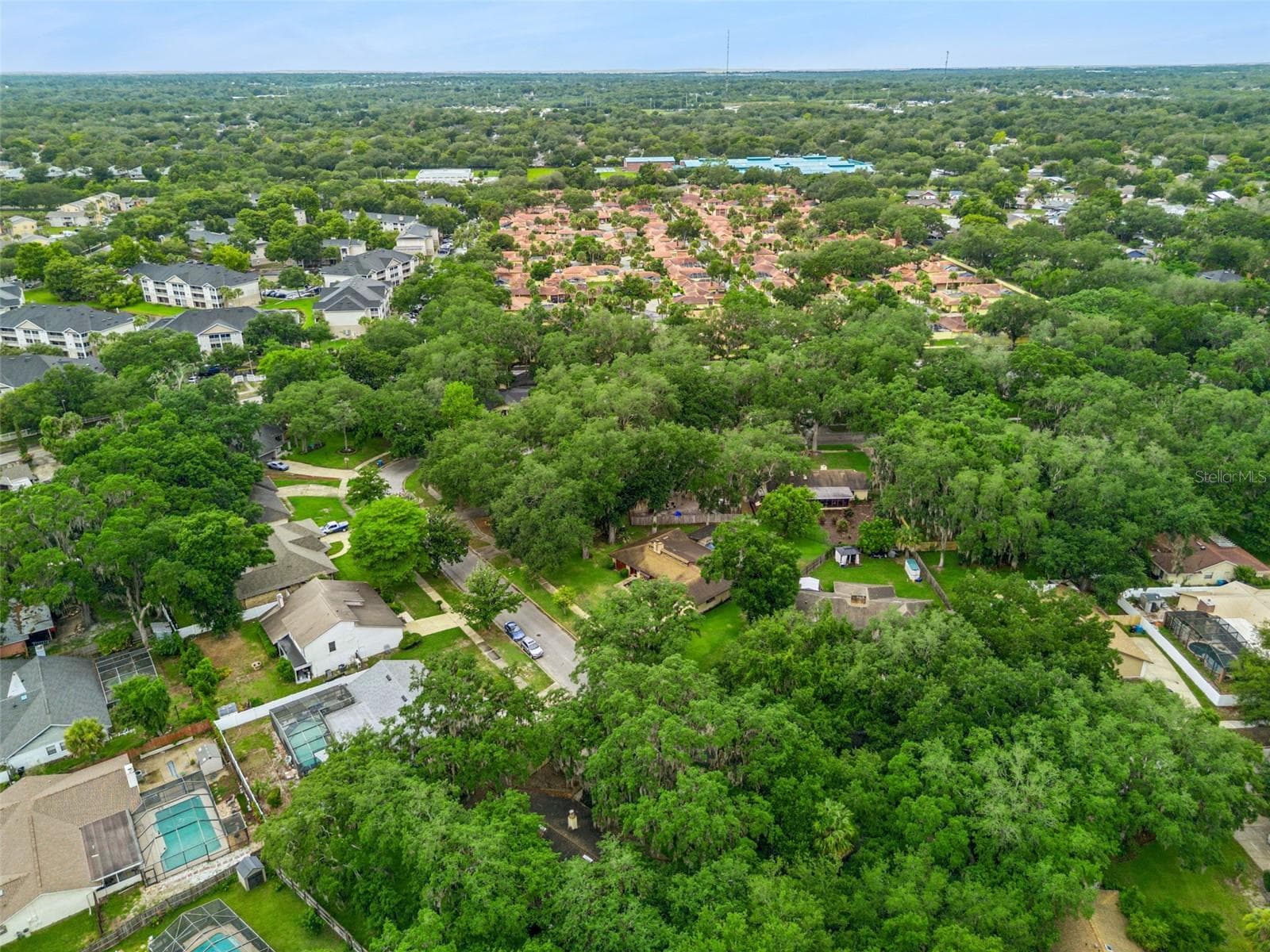 Single Family Residence at 4902 BRIAR OAKS CIR, ORLANDO, photo 32 of 40