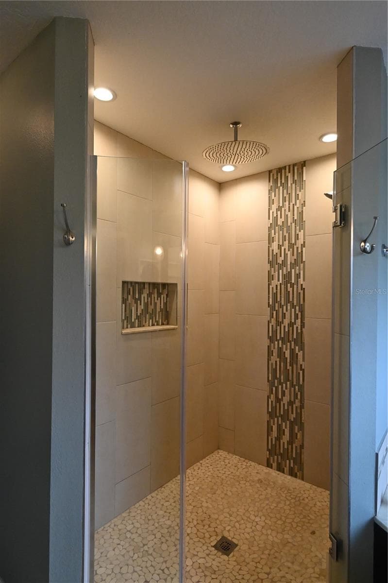 Single Family Residence at 2043 OLD TRENTON LN, SARASOTA, photo 18 of 48